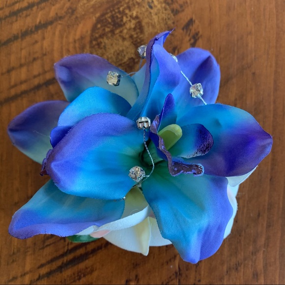 Bridal Hair Clip Maui Blue Orchid Plumeria